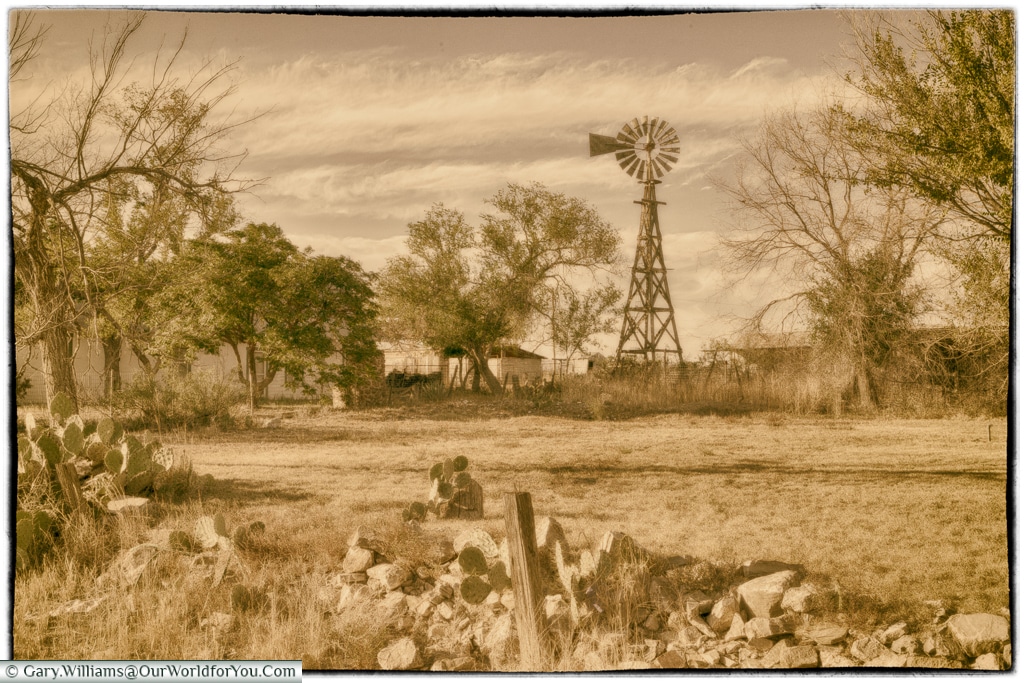 From another time, Marathon, Texas, USA