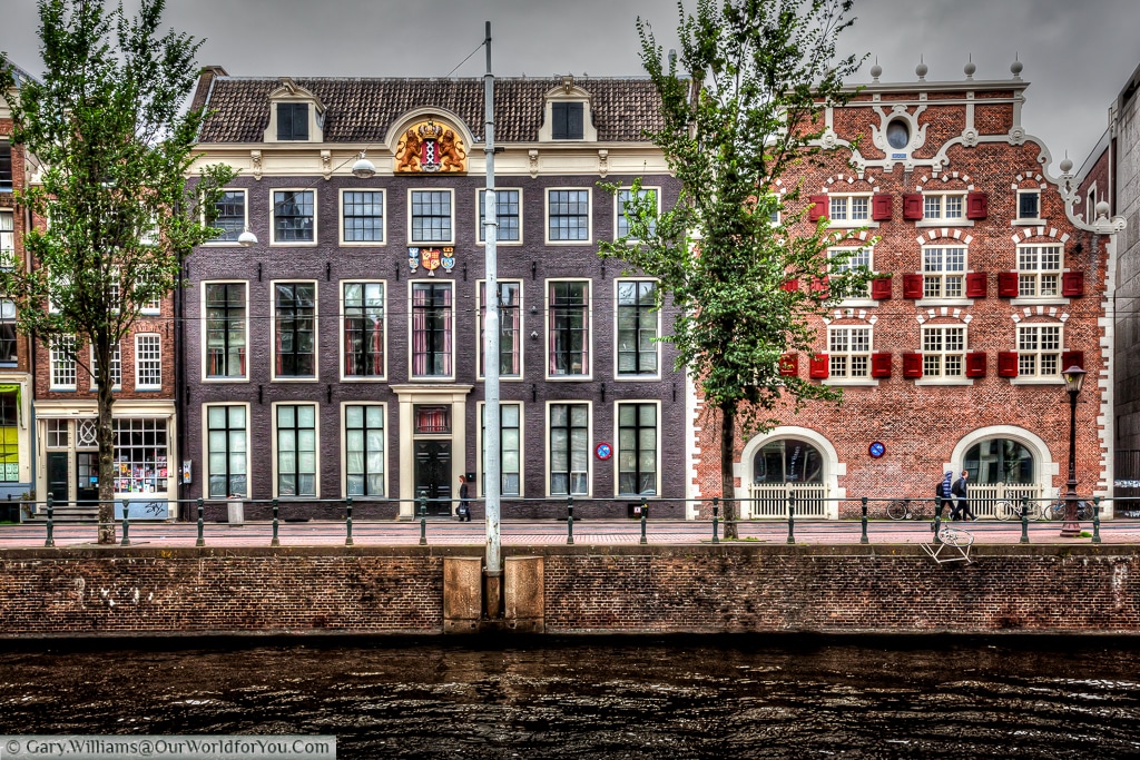 Elegant Town Houses on the Singel canal, Amsterdam, The Netherlands