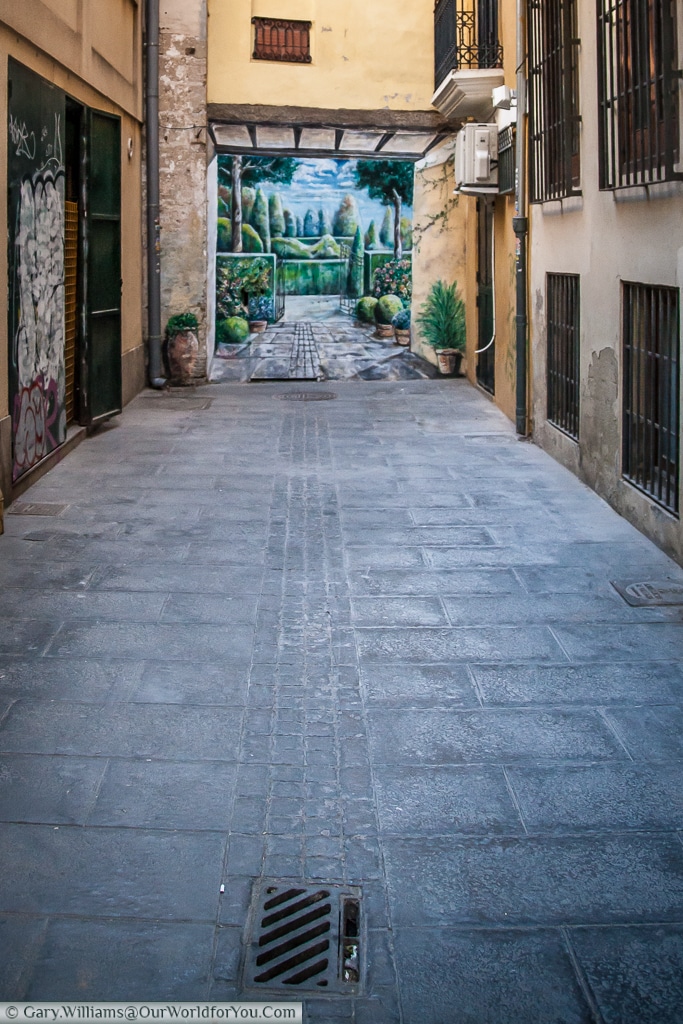This wonderful mural promises something special at the end of this lane. , Valencia, Spain