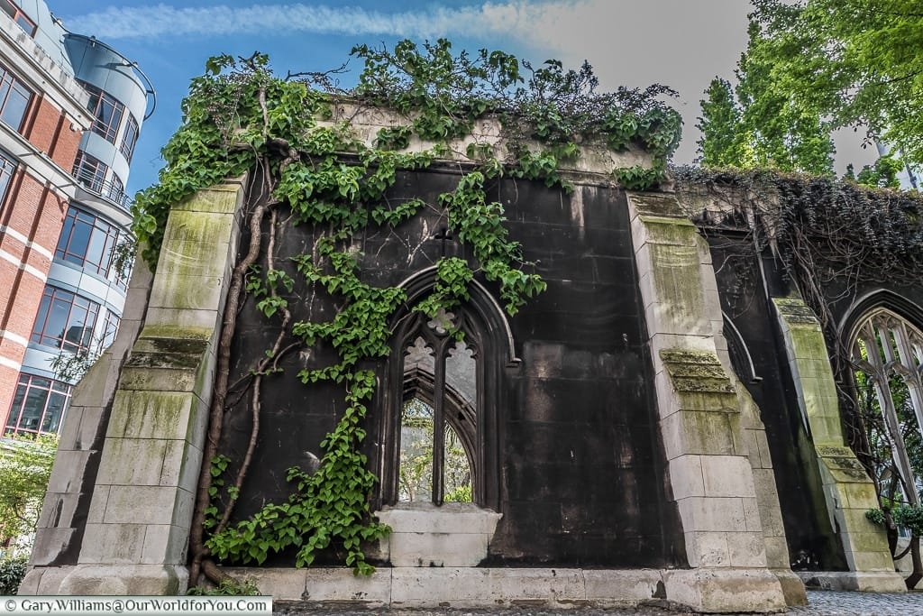 A shell, St Dunstan’s in the East, City of London, UK