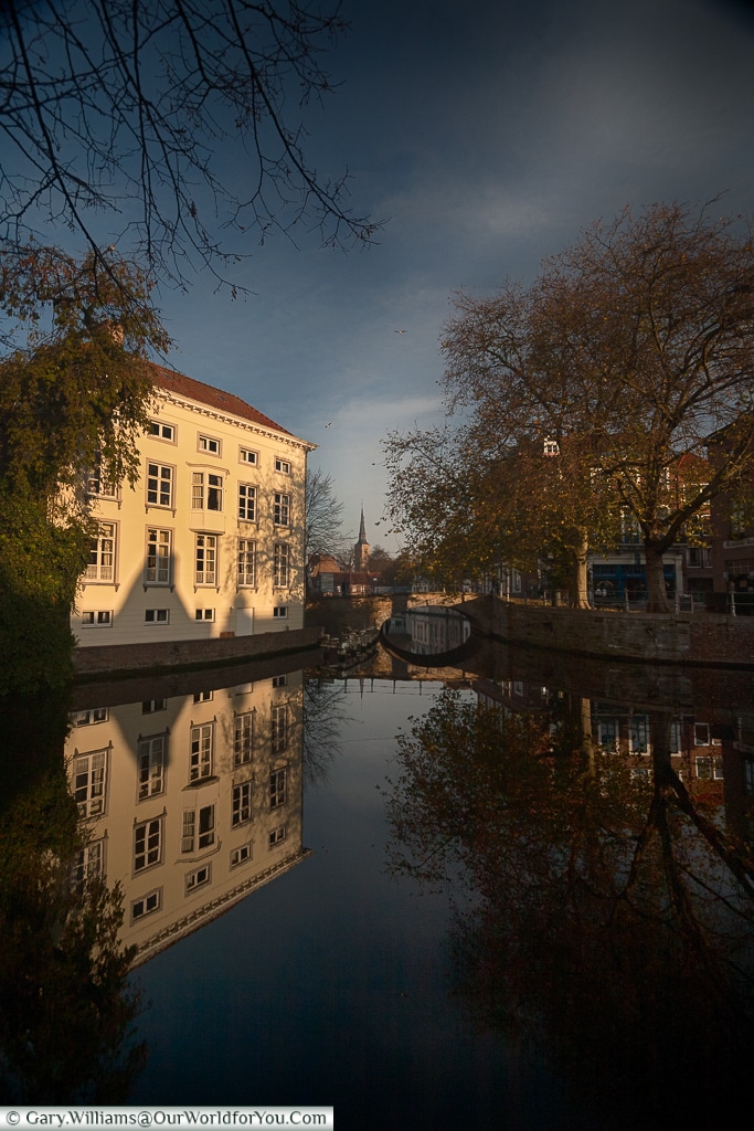 The quiet canals, Bruges, Belgium
