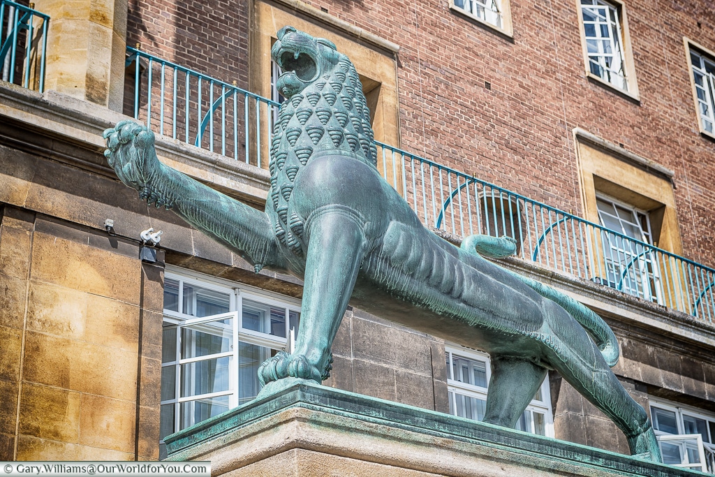 Heraldic Lion outside City Hall, Norwich, Norfolk, England