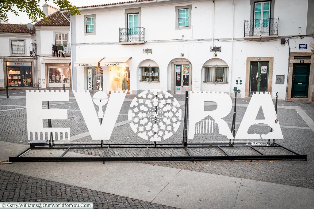 Évora - the sign, Évora, Portugal