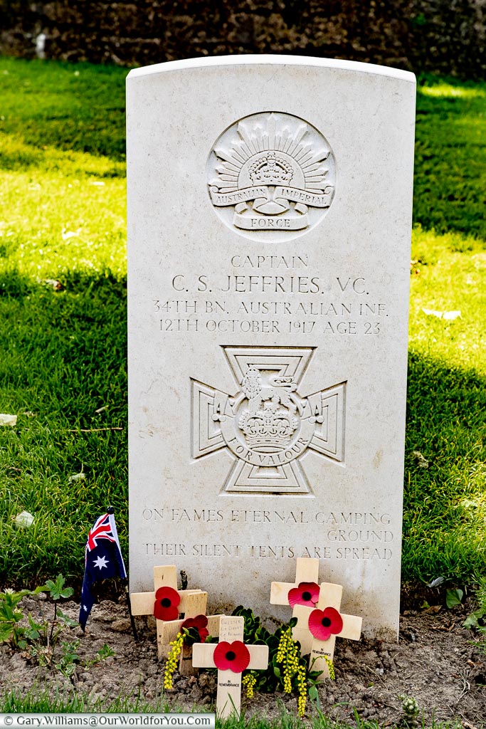 Captain Clarence Smith Jeffries - VC, Tyne Cot, Passchendaele, Belgium