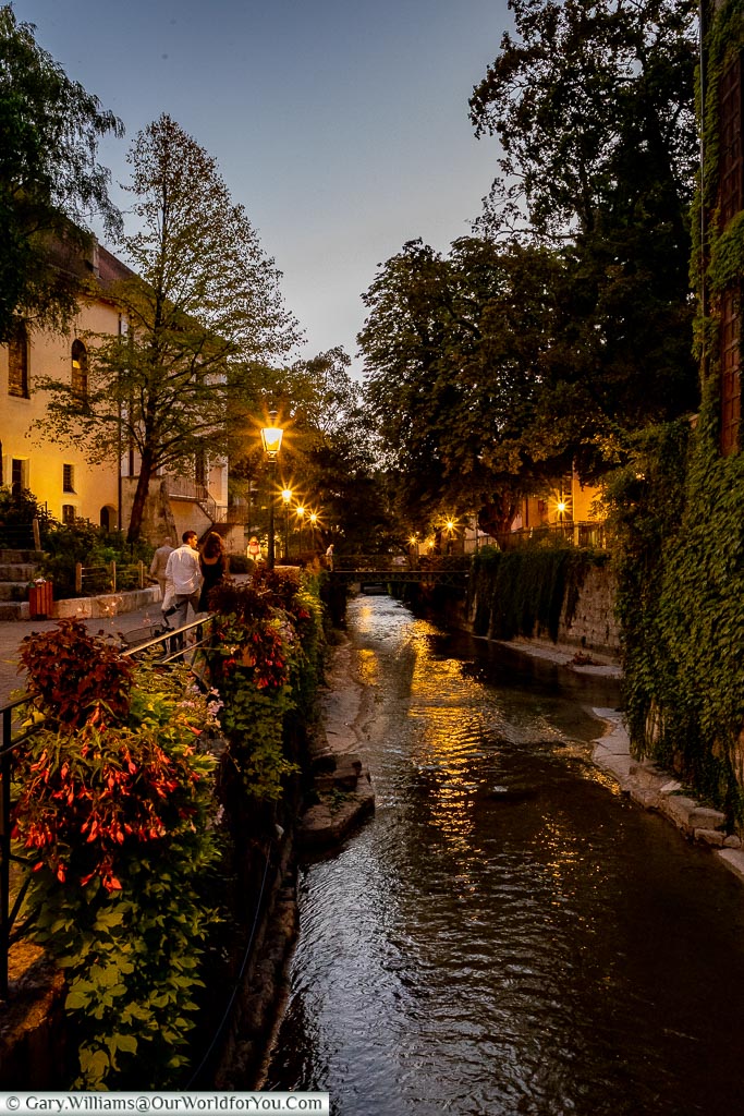 An evening stroll, Annecy, France