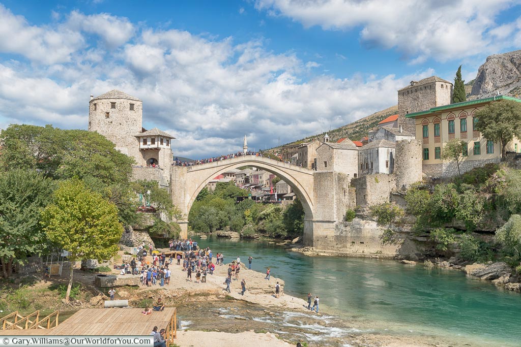 Groups in front of the Stari Most, Mostar, Bosnia and Herzegovina