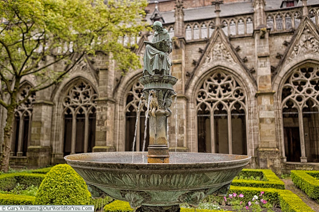 The Domkerk Pandhof, Utrecht, Holland, Netherlands