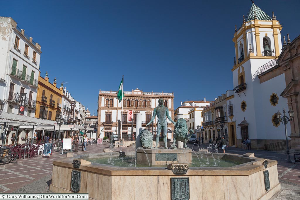 The fountain and Plaza del Socorro, Ronda, Spain