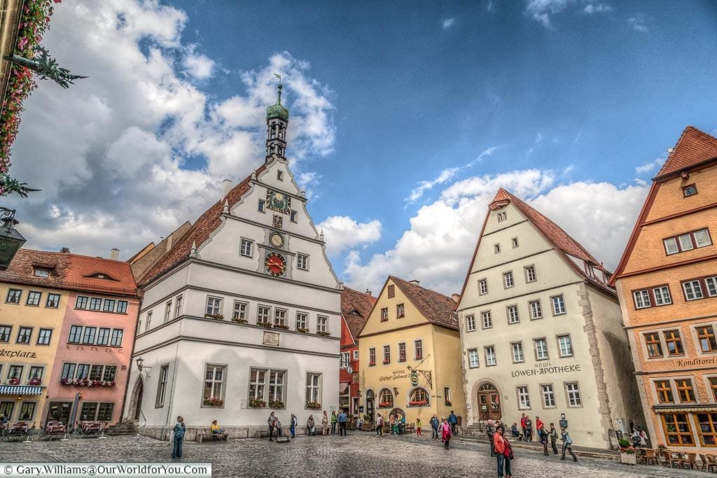 Marktplatz and Ratstrinkstube, Rothenburg ob der Tauber, Bavaria, Germany