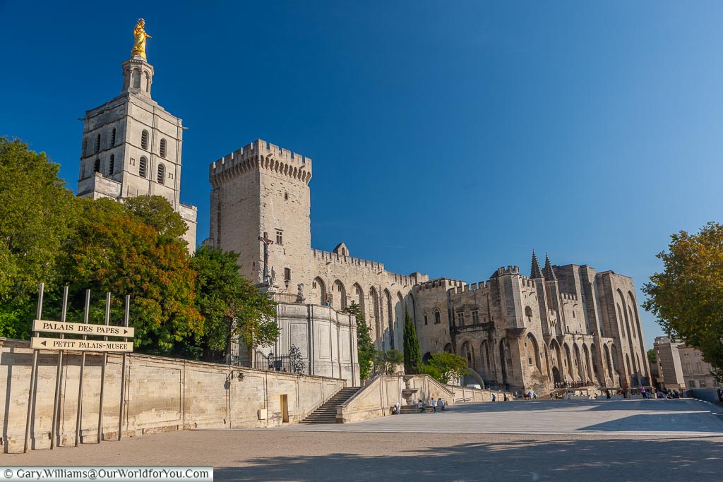 Place du Palais, Avignon, France