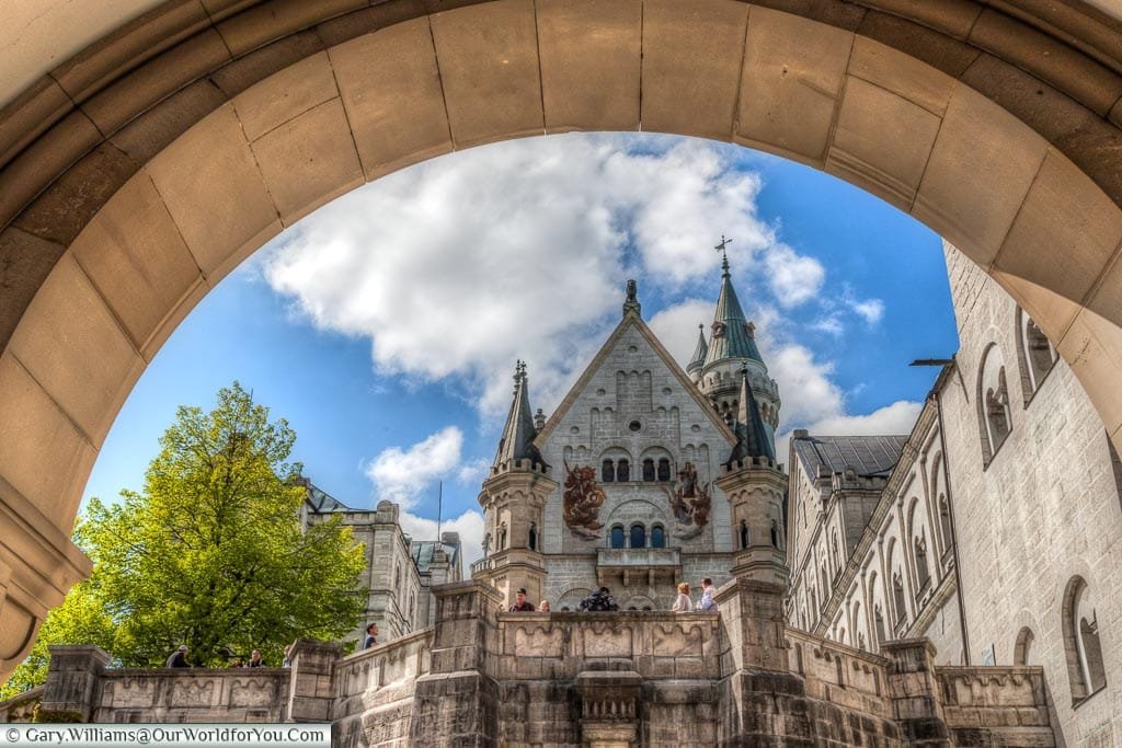 Schloss Neuschwanstein through the Arch,Hohenschwangau, Bavaria, Germany