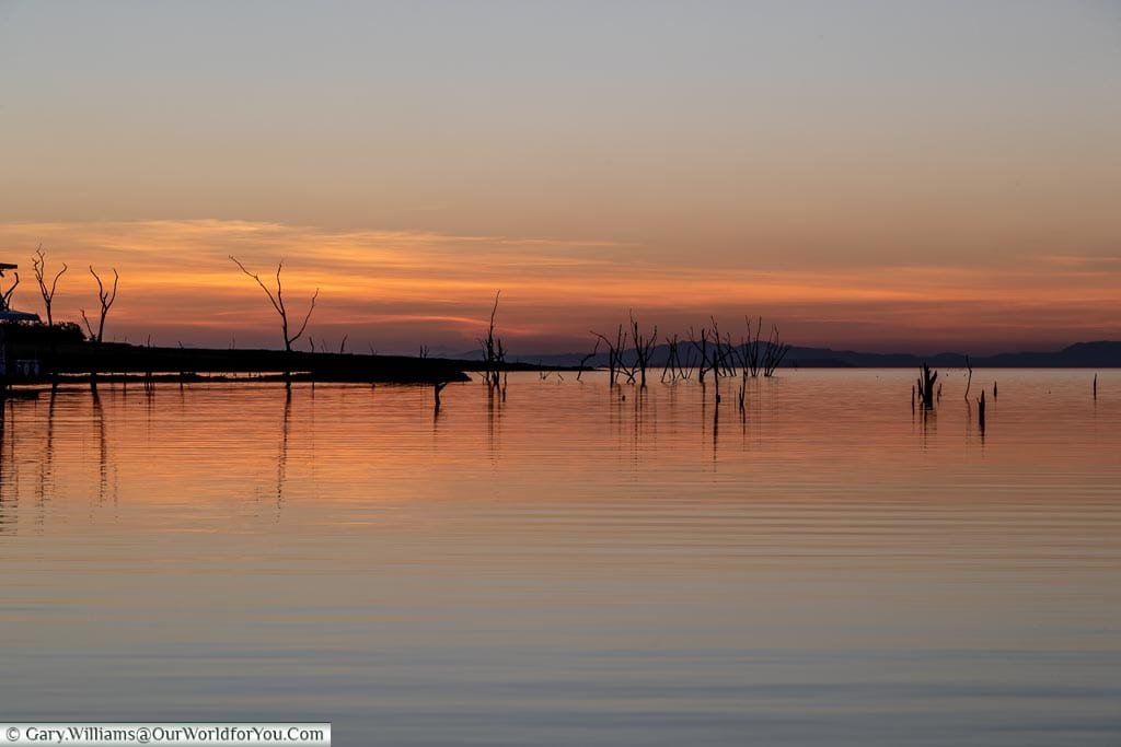 Sunset view, Sundowner cruise, Rhino Safari Camp, Lake Kariba, Zimbabwe