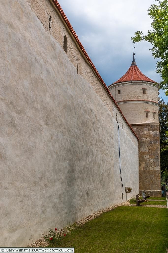 At ground level outside the city wall looking towards one of the Feilturm tower.