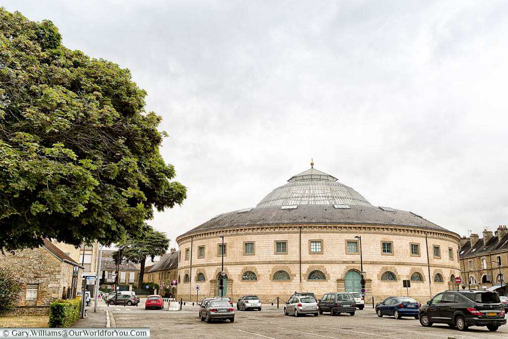 The round 'La Halle au Blé', a former wheat trading centre, with its glass dome, on an overcast day in Alençon.