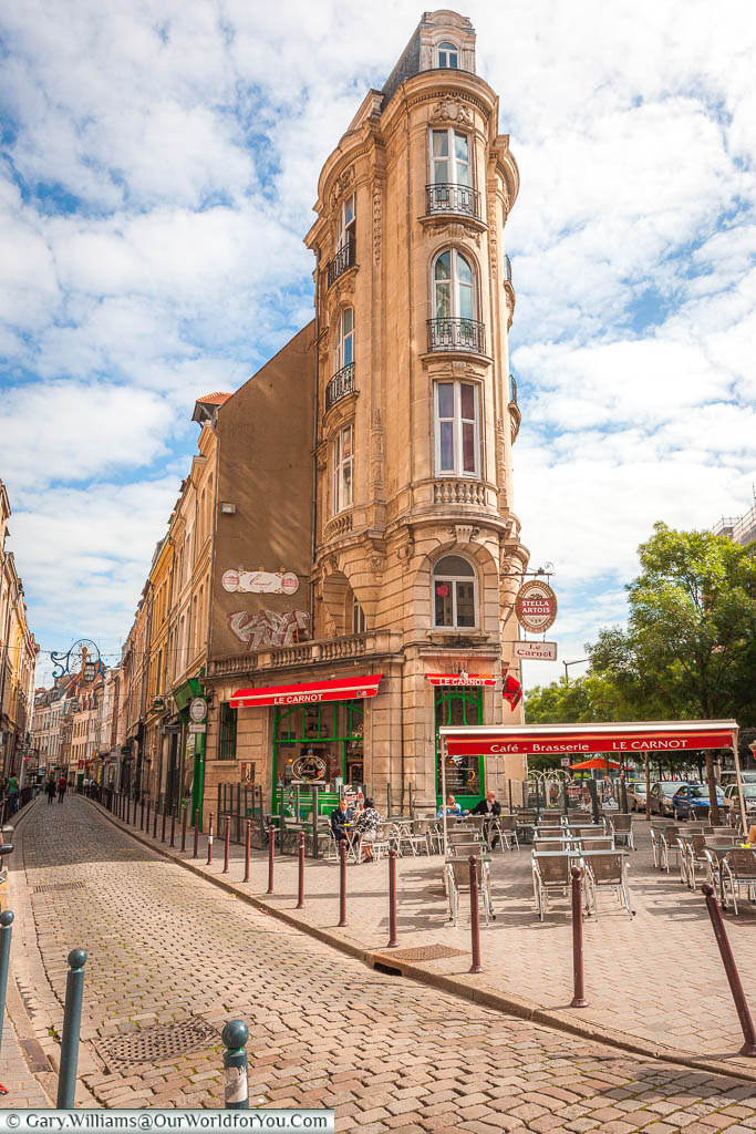 A typical café in Lille, France