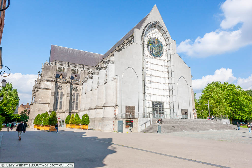 The modern facade of the Notre-Dame-de-la-Treille Cathedral in Lille.