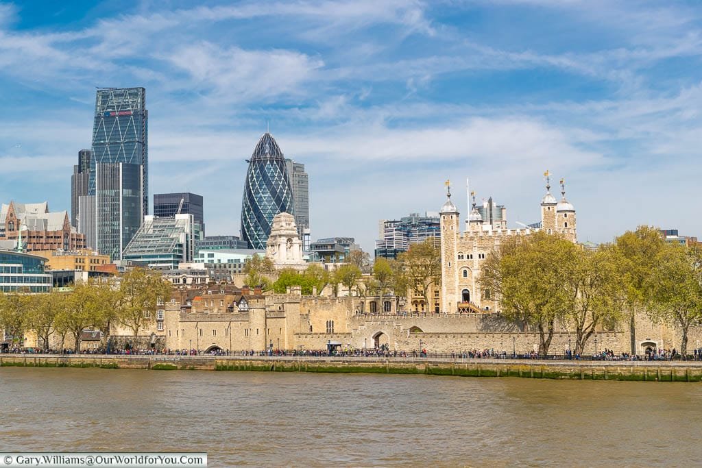 Sights to see near Tower Hill tube station, London - Our World for You