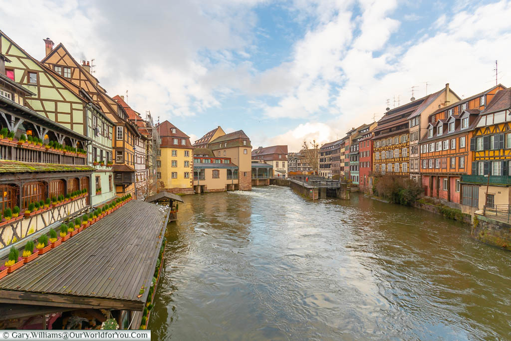 The view from Pont Saint-Martin over the canals of Petite France, framed by the half-timber buildings typical of this part of Strasbourg.