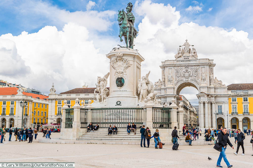 Featured image for “Lisbon – The City of Seven Hills”