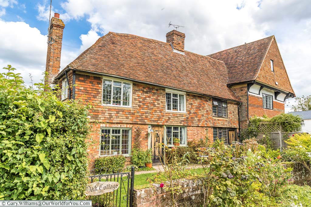 A beautiful old cottage in Headcorn named Oak cottage