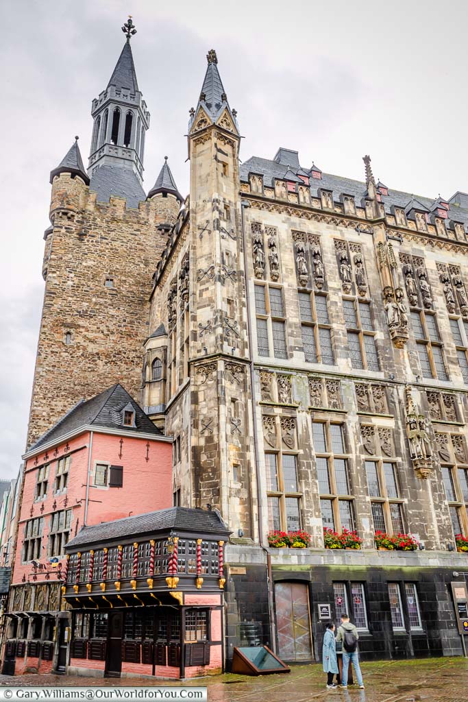 The tower at the end of the Rathaus that contains an additional building that has held many functions, including a coaching inn for the stagecoaches that passed through town.