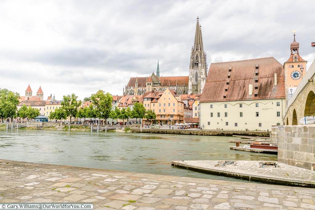 Looking towards the Regensburg Cathedral from the base of the old bridge.
