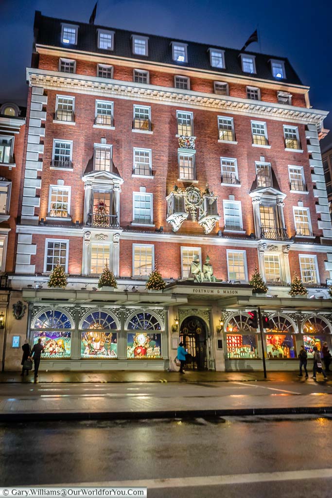 Fortnum & Mason's on Piccadilly decorated for Christmas