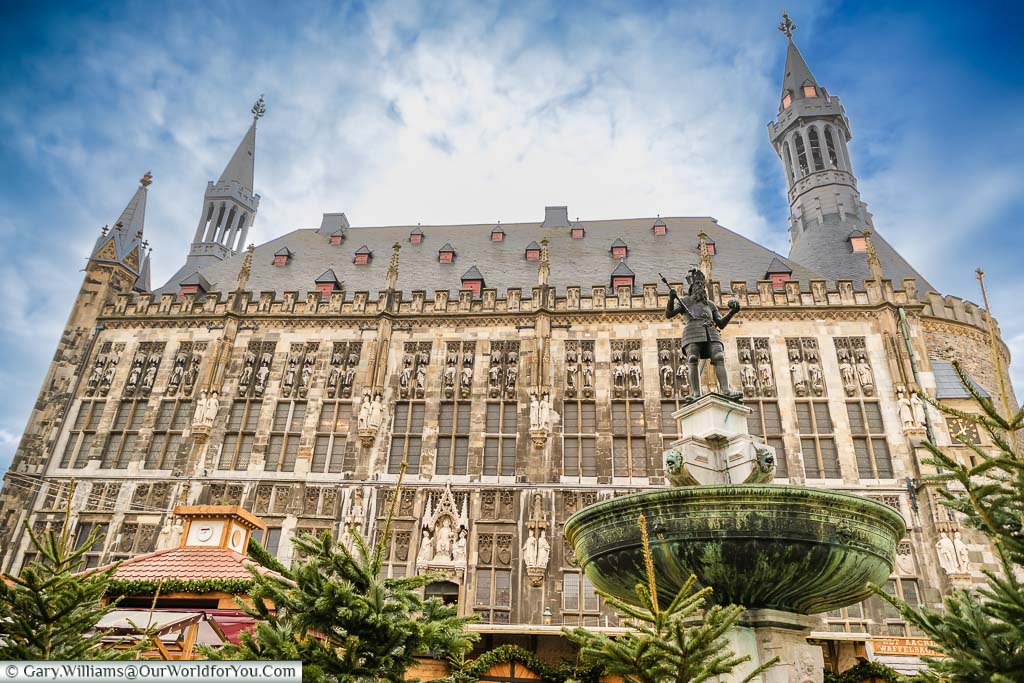 Featured image for “A tour of Aachen’s magnificent Rathaus”