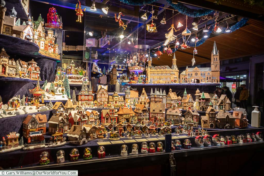 A stall full of model building gifts on Aachen's Christmas Markets