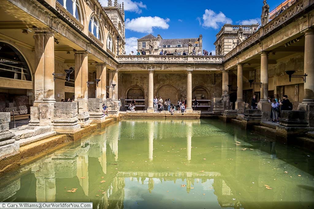 Featured image for “Visiting the ancient Roman Baths in Bath”