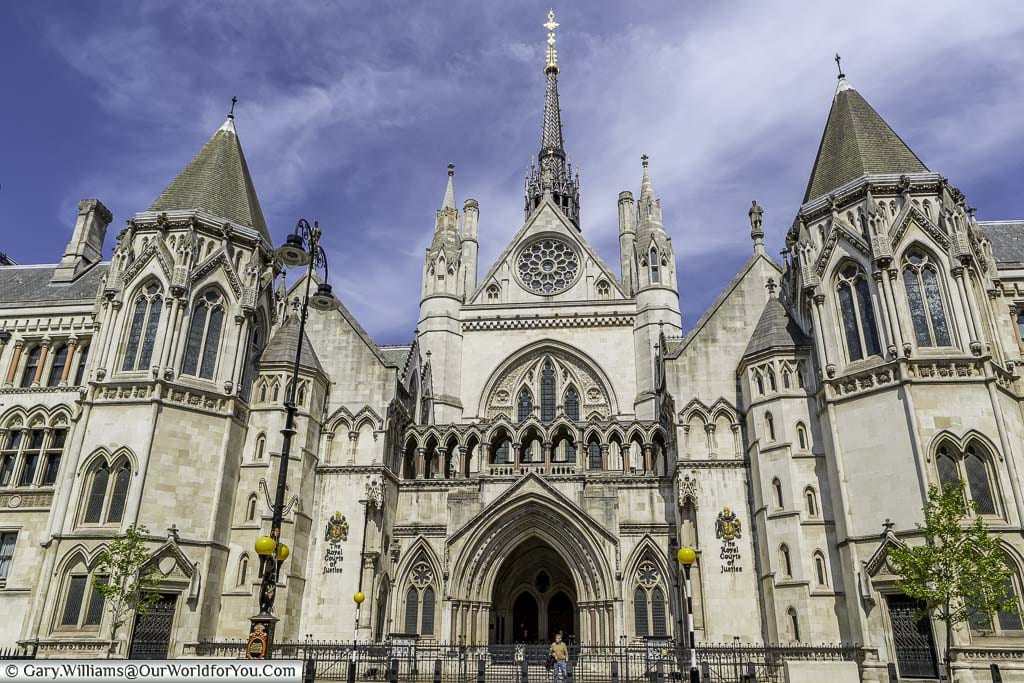 The entrance to the Royal Courts of Justice in London