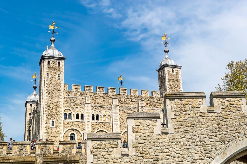 Looking up at the White Tower in the Tower of London from Birdcage Walk, a few minutes walk from Tower Hill tube.