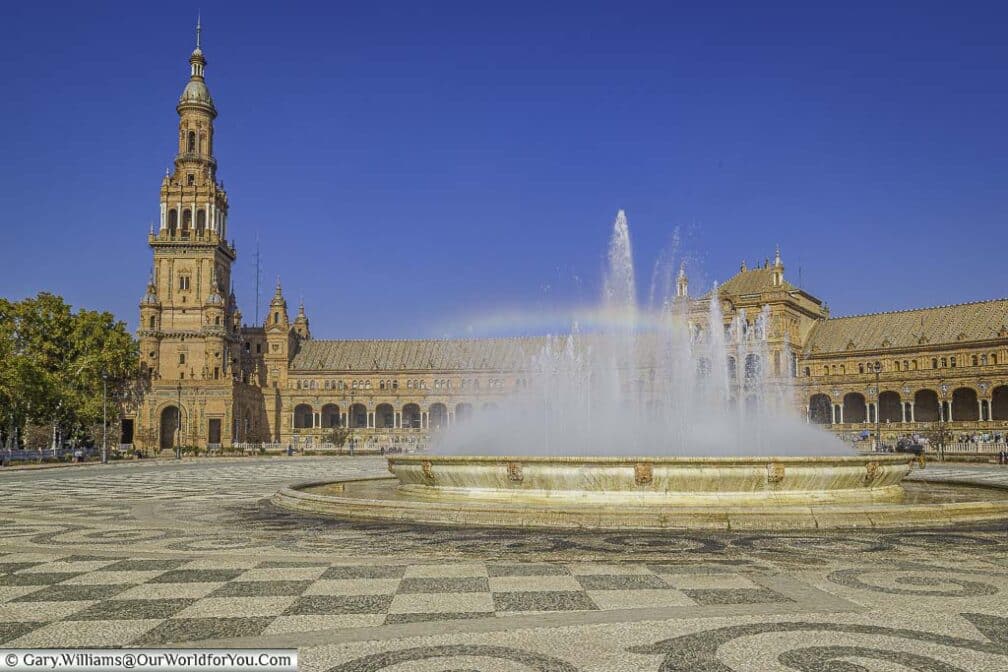 The view from the centre of the Plaza de España, next to the fountain, to the bell tower.