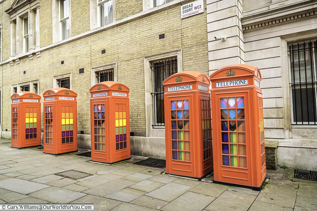 Telephone boxes, free in london, visit london, discover covent garden, walking tour of covent garden, things to see in covent garden