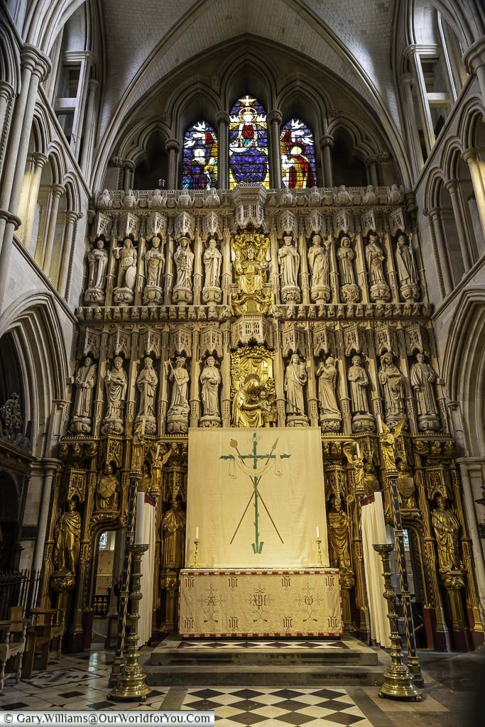 The great screen and altarpiece in southwark cathedral on london's bankside