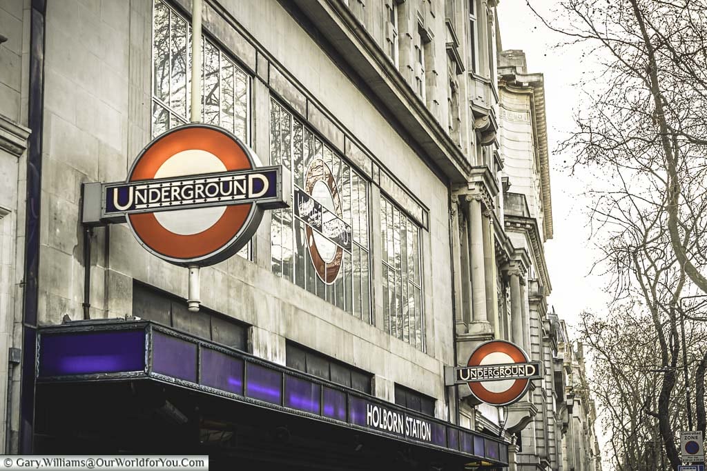 Featured image for “Exploring the streets nearby Holborn tube station, London”